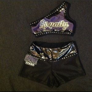 Spirit of Texas sports bra matching bottoms